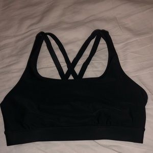 🔴SOLD🔴Lululemon H2O energy bra size 6